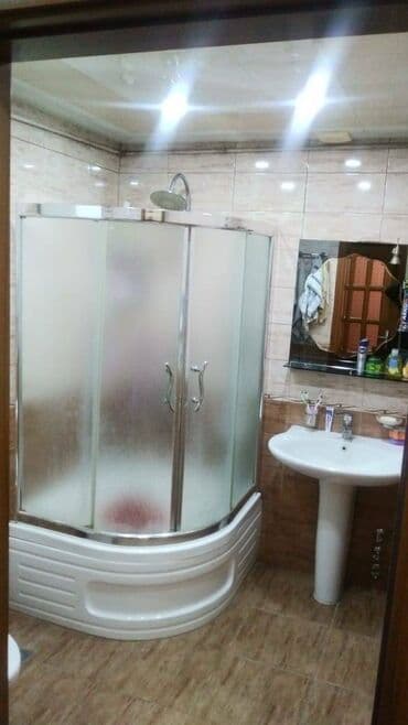 ucuz evler xirdalanda: Bakı, 4 otaqlı, Köhnə tikili, 90 kv. m — 4