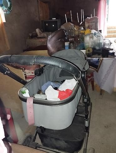 qis geyimleri: Çıxarıla bilən beşikli araba, Kidilo, Yaş: 1-6 ay — 4