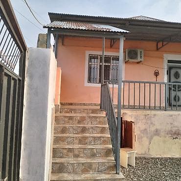 ev satilir type 1: 3 otaqlı, 115 kv. m, Orta təmir — 3