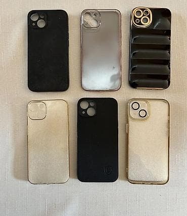 Kabrolar: IPhone üçün müxtəlif model və dizaynlarda telefon qabları dəsti. - — 2