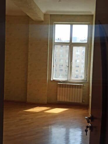 əhmədlidə kirayə: Əhmədli metrosunun çıxışında,16 mərtəbəli binanın 7-ci mərtəbəsində — 5