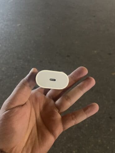 зарядка для смартфонов: Беспроводное зарядное устройство Apple, 20 Вт, Б/у — 2