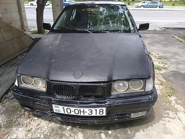 bmw satıram: BMW 3 Seriya (E36) sedan, qara rəng. - Kuzov: 4 qapılı sedan, qara — 6