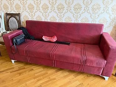 Divan 70¹⁰ manat Nəsimi rayonu 5 nömrəli məktəbin yanı Sara11 — 1