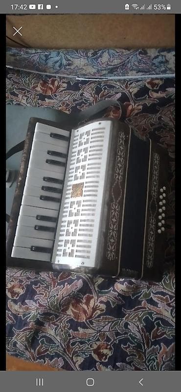 ucuz gitara satisi: Akustik Akkordeon, İşlənmiş, Ünvandan götürmə — 1