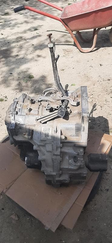 iqravoy avtomat: Toyota Vitz 1998 2003 1.3 motor. ehtiyyat hissələri. hər detalın — 2