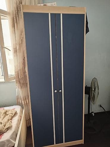 kafe mebeli: GnkIki qapili dolab.qiymet 50 man.olcu 80/2.00.unvan Yasamal,2ci — 1