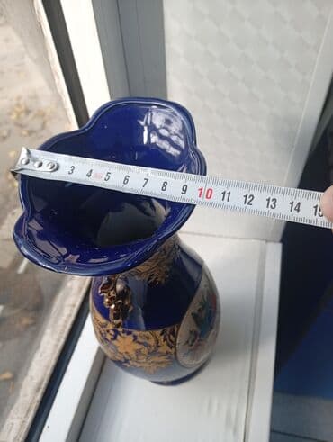 gul səbətləri: Bir vaza, Keramika — 8