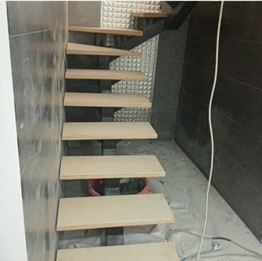 taxta pilləkən: Demir pilləkən və dəmir işləri görülür. vhatsap aktivdi — 2