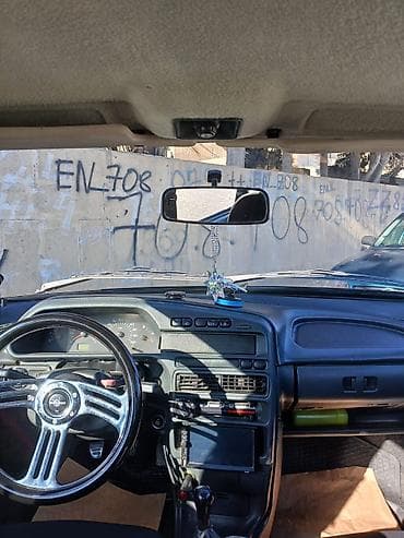 w124 arka stop: Lada Samara sedan MASİN TƏCiLLi SATİR. Xüsusiyyətlər: - Kuzov: 4 — 3