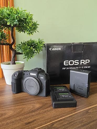 apple ipad mini: Canon EOS RP Body satılır - Orijinal Canon şarj cihazı. - İki ədəd — 1