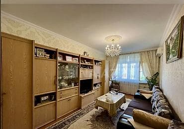 Bakı, 3 otaqlı, Köhnə tikili, m. 8 Noyabr, 80 kv. m