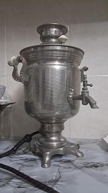Latun samovar – klassik dizaynlı, elektrikli model. 3 litir lalafo.az -da Latun samovar – klassik dizaynlı, elektrikli model. 3 litir