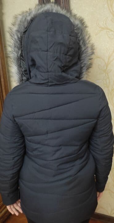 qara hicab: Qara gödəkcə yeni kimidir. Heç bir problemi yoxdur. S 36 razmerdi — 3