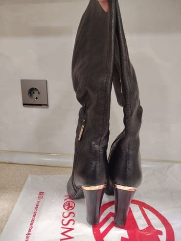 женские зимние замшевые ботфорты: Ботфорты, Размер: 38, цвет - Черный, Б/у — 2