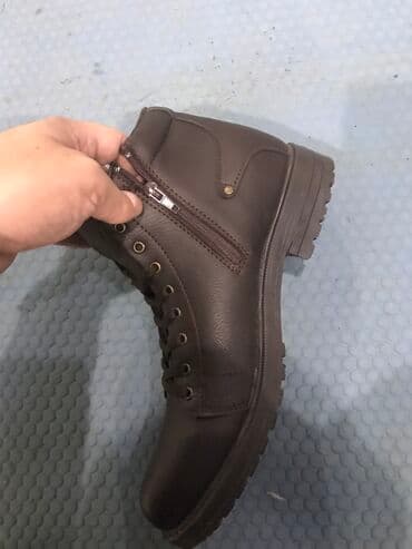 botinka 43: Botinka keyfiyyetdi mehsuldur 129 m 50 manata dusub 43 razmerdi! — 2