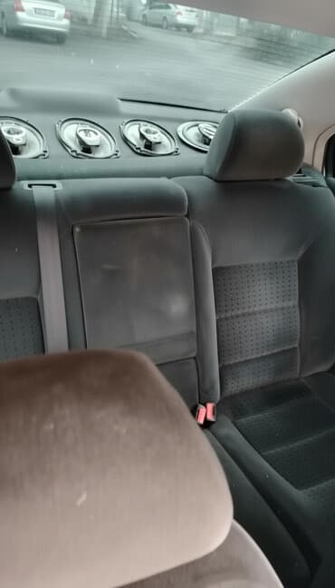 maşın nolatı: Volkswagen Bora: 1.6 l | 1999 il Sedan — 1