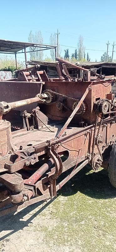 r17 şam disk: Məhsul: Ot presi (təzyiqli balyator) Təsvir: - Traktorun kardandan — 3
