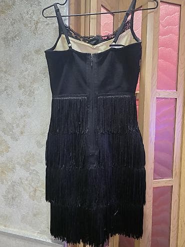 qara almaz: Qara fransız tərzli qısa ziyafət donu - Üst hissə: bədən rəngi tor — 3