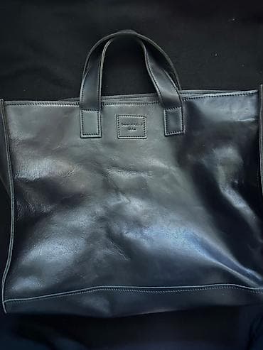 veb vatsap com: Squirrel black leather bag 
70 azn — 1