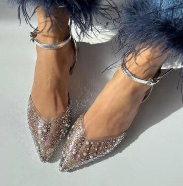 Bəzəkli qadın baletkaları/sandaletlər - Rəng: metalik gümüş tonlarda