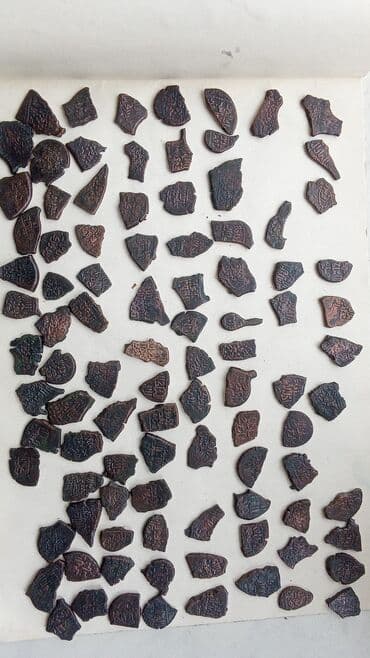 Əntiq vazalar: Gedim sikeler,11-13 esr — 1