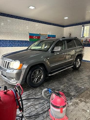 pirus 20 kuza: Jeep Grand Cherokee: 3 l | 2010 il 307000 km Ofrouder/SUV — 8