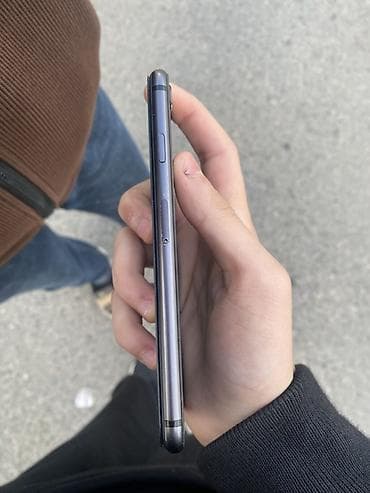 iphone 8 fiyat 2 el: IPhone 8, 64 GB, Qara, Barmaq izi — 4