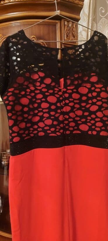 Qadın geyimi – qırmızı-qara/ziyafət donu - Dizayn: üst hissə qara