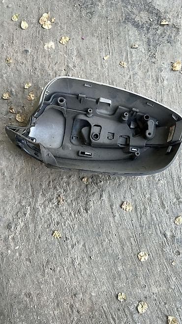 Avtomobilin yan güzgüləri: Hyundai Elantra amerikanka yan güzgüsü — 2