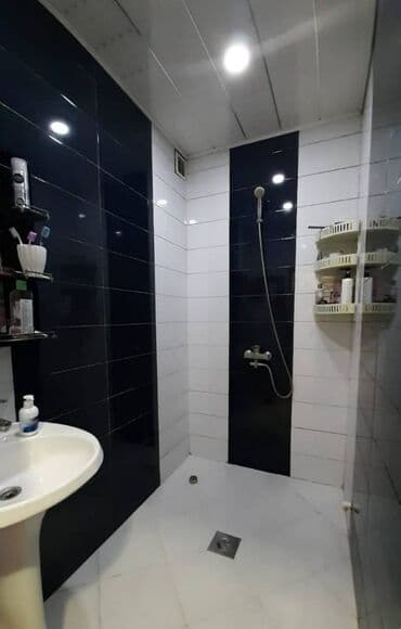 xacmaz ev: Bakı, 3 otaqlı, Köhnə tikili, m. Neftçilər, 65 kv. m — 4