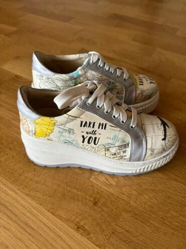 qaçış ayaqqabısı: Məhsul: Qadın idman ayaqqabısı – DOGO - Model: bağlamalı, qalın — 2