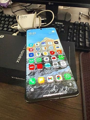 Xiaomi 13 Pro, 512 GB, rəng - Qara, 
 Simsiz şarj