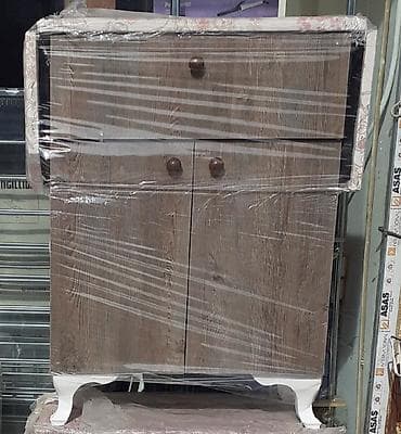 Şkaf tipli ütü masası. 2 qapılı 1 süyürməli model. Şkafın eni 60 sm