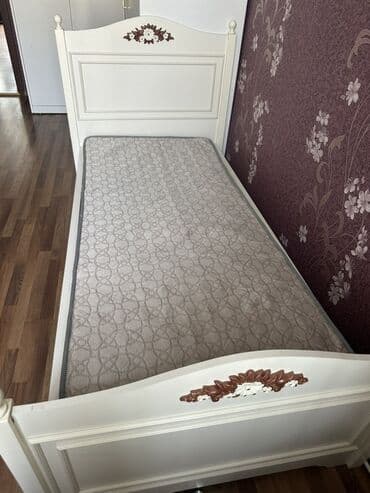 tek neferlik yataq bazali: Təknəfərlik çarpayı, Matras ilə, Türkiyə — 3