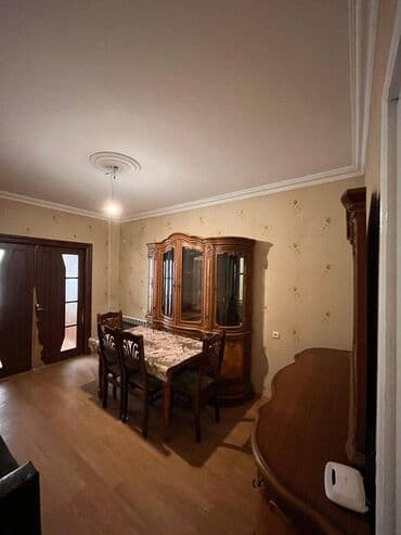 binədə ev: Bakı, 3 otaqlı, Köhnə tikili, 60 kv. m — 1