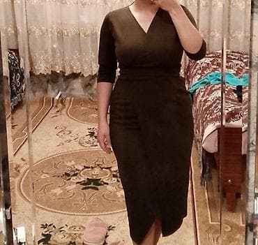 (Yeni. heç geyinilmeyib.) -Zeytun-yaşıl rəngdə qadın paltarı - Model