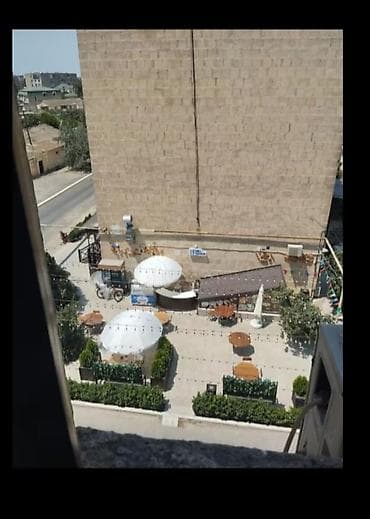 upd heyet evleri: Mərdəkanda, məhkəmə ilə uzbə uz binada 1 otaqlı tam təmirli və əşyali — 10