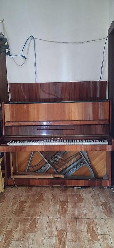 4 luk kabel: Piano Belarus Tam islekseliqeli veziyyetde Qiymet 300 man — 6