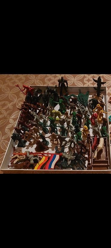 oyuncaq heyvanlar: Böyük qarışıq fiqur və oyuncaqlar dəsti hamısı 10 azn - Onlarla kiçik — 1