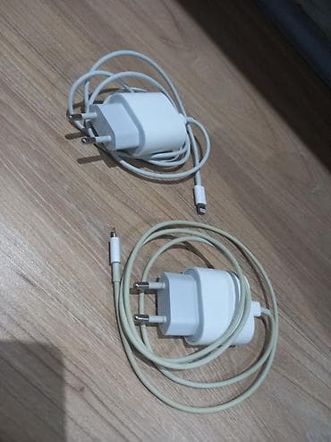 Digər auditexnika: 2 ədəd orjinal adaptor Başlığı Şunuru ilə biri 4 biri 5 ay isdifadə — 1