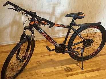 Velosiped – 26” təkərli - Çərçivə: alüminium rəng sxemi –