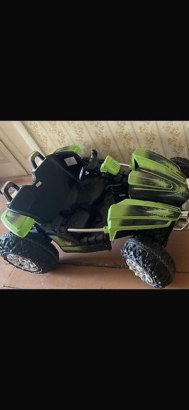 Uşaq üçün elektrikli off-road maşın - Rəng: yaşıl-qara, idman üslublu