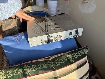 DVD və Blu-ray pleyerlər: EUROMAX Digital Satellite Receiver – DVB Məhsul təsviri: - — 4