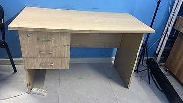 malazya mebel: Toplu ve tek tek de satilir.BOZ masa 40 AZN ideal veziyyetde(230sm — 5