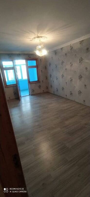 sumqayit 4 otaqli menziller: Sumqayıt, 2 otaqlı, Köhnə tikili, 50 kv. m — 5