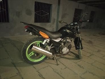 moto bot: Zontes - Sport, 200 sm3, 2020 il, 10000 km — 3