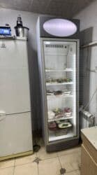 Endirim‼️ Su vitrin soyuducu – 400 AZN. Tam işlək. Ölçü: 60 sm × 200