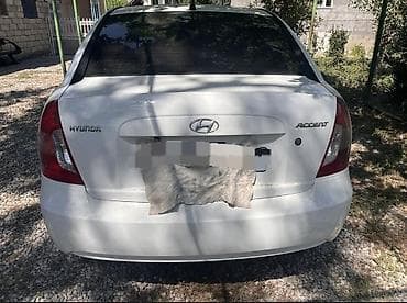 e motor: Hyundai Accent: 1.4 l | Sedan — 5
