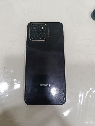 14 pro satilir: Honor X6, 64 GB — 2